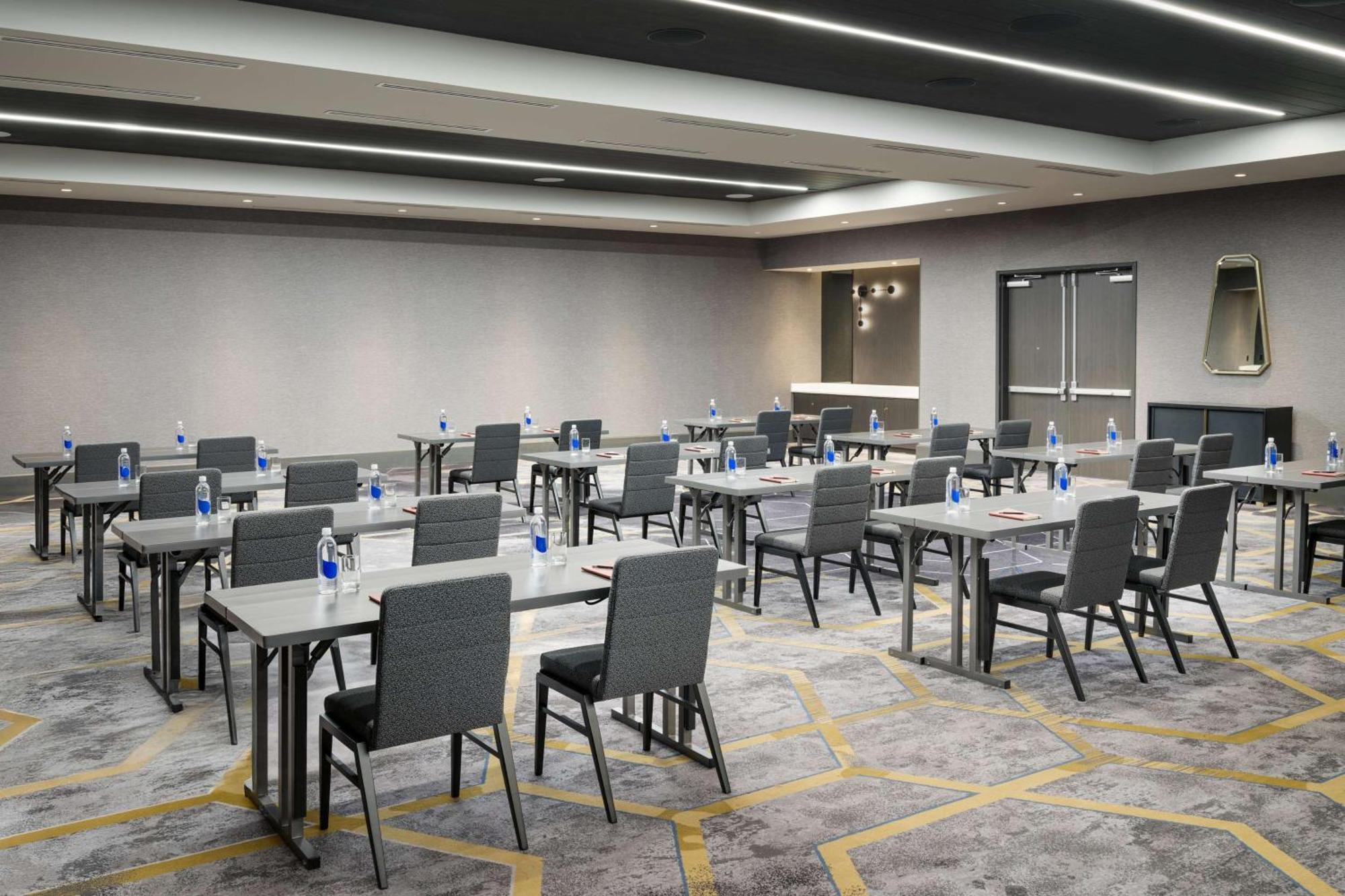 מלון Tempo By Hilton Raleigh Downtown מראה חיצוני תמונה